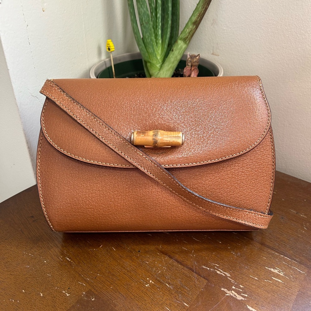 Vintage Gucci Bamboo Tan Leather Shoulder Bag